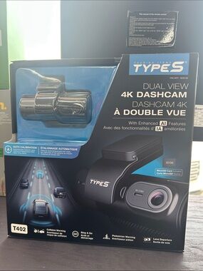 Type S Dual View 4K Dashcam in Black and Blue